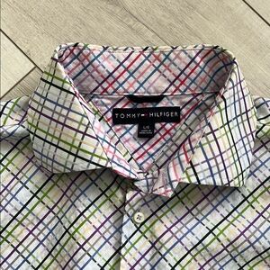 Tommy Hilfiger multi colored button down size Large